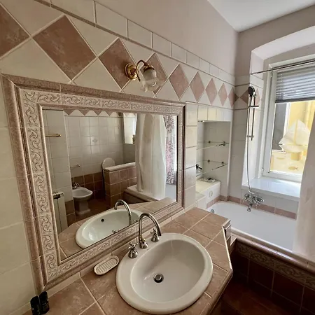 Paduina Crosswind - Reception Apartment